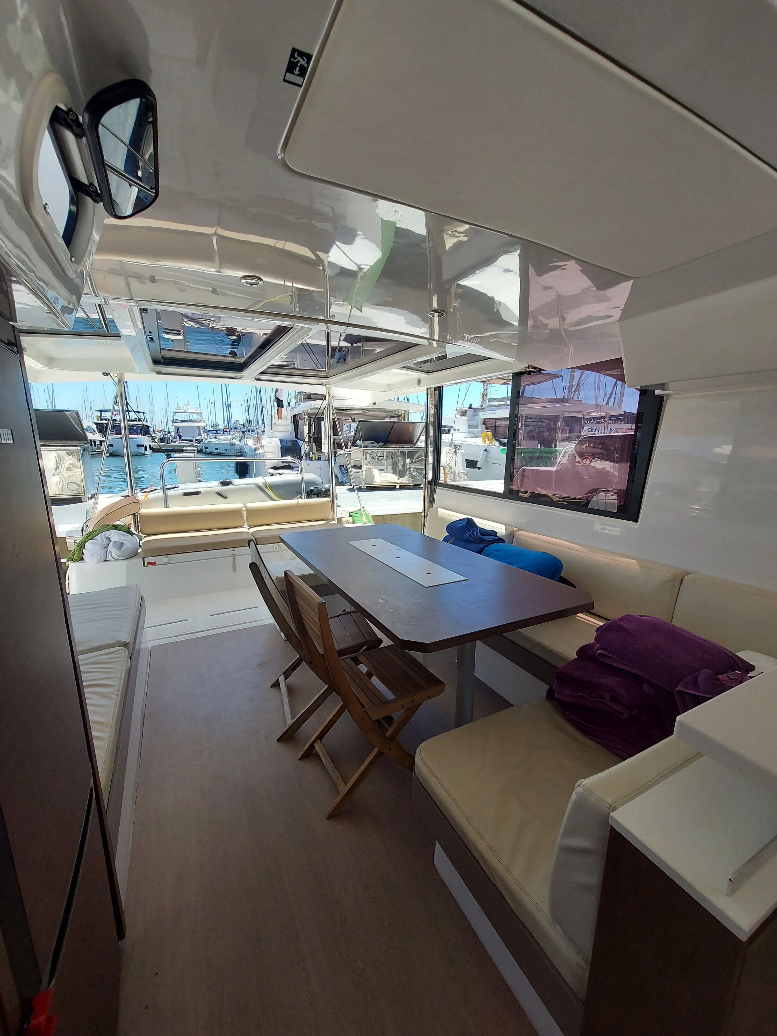 L'ilot Charter Boat