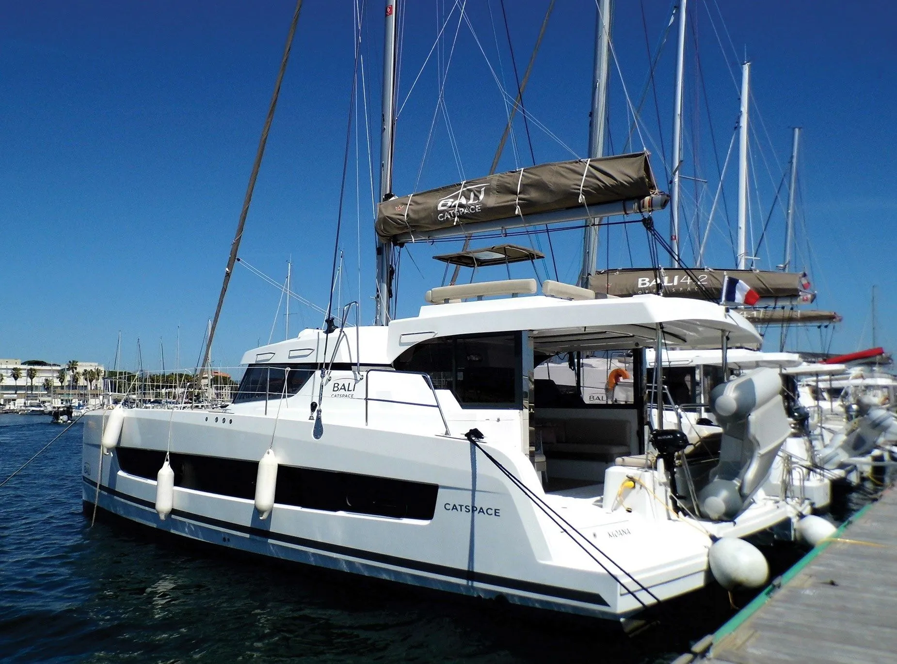 Boot - 12.31m Hyeres Bali Catspace Catamaran Hire