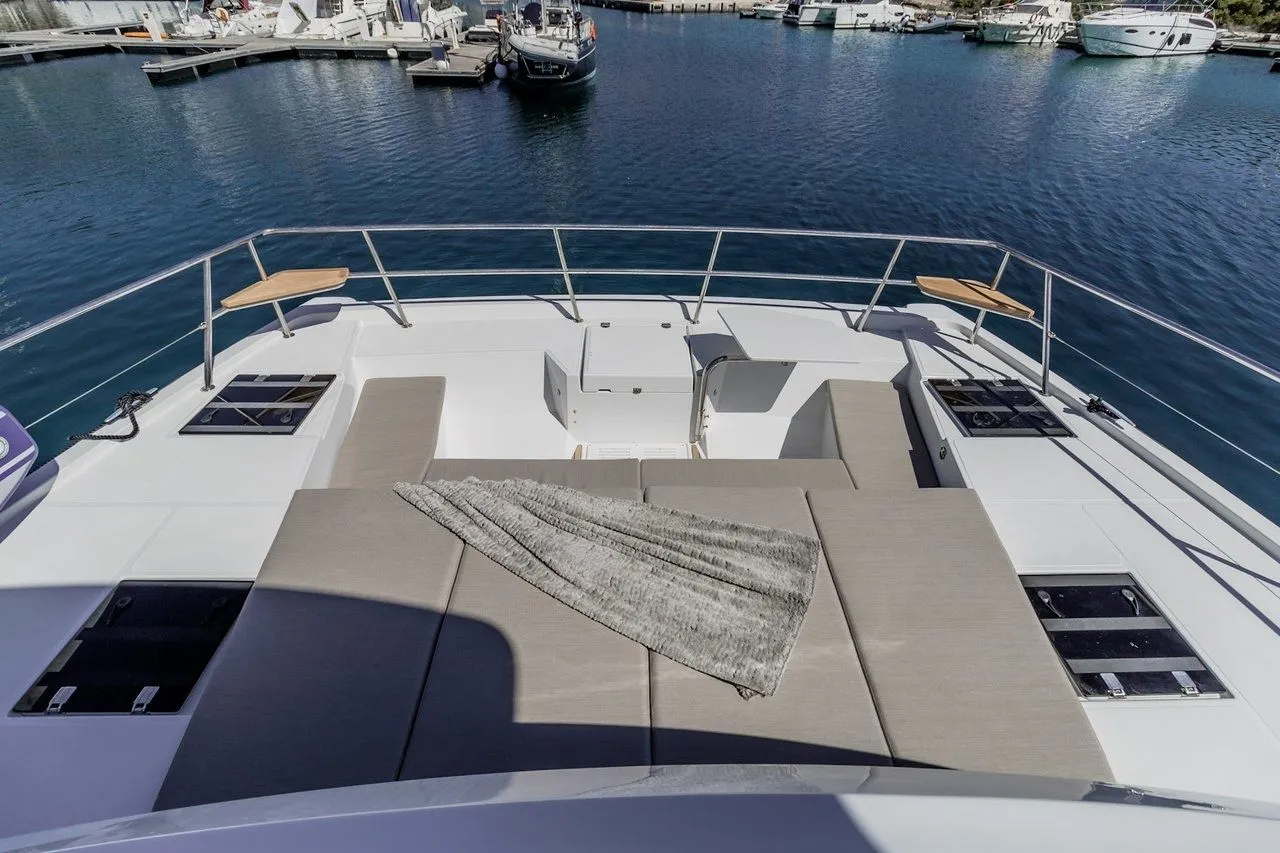 Leila Charter Boat