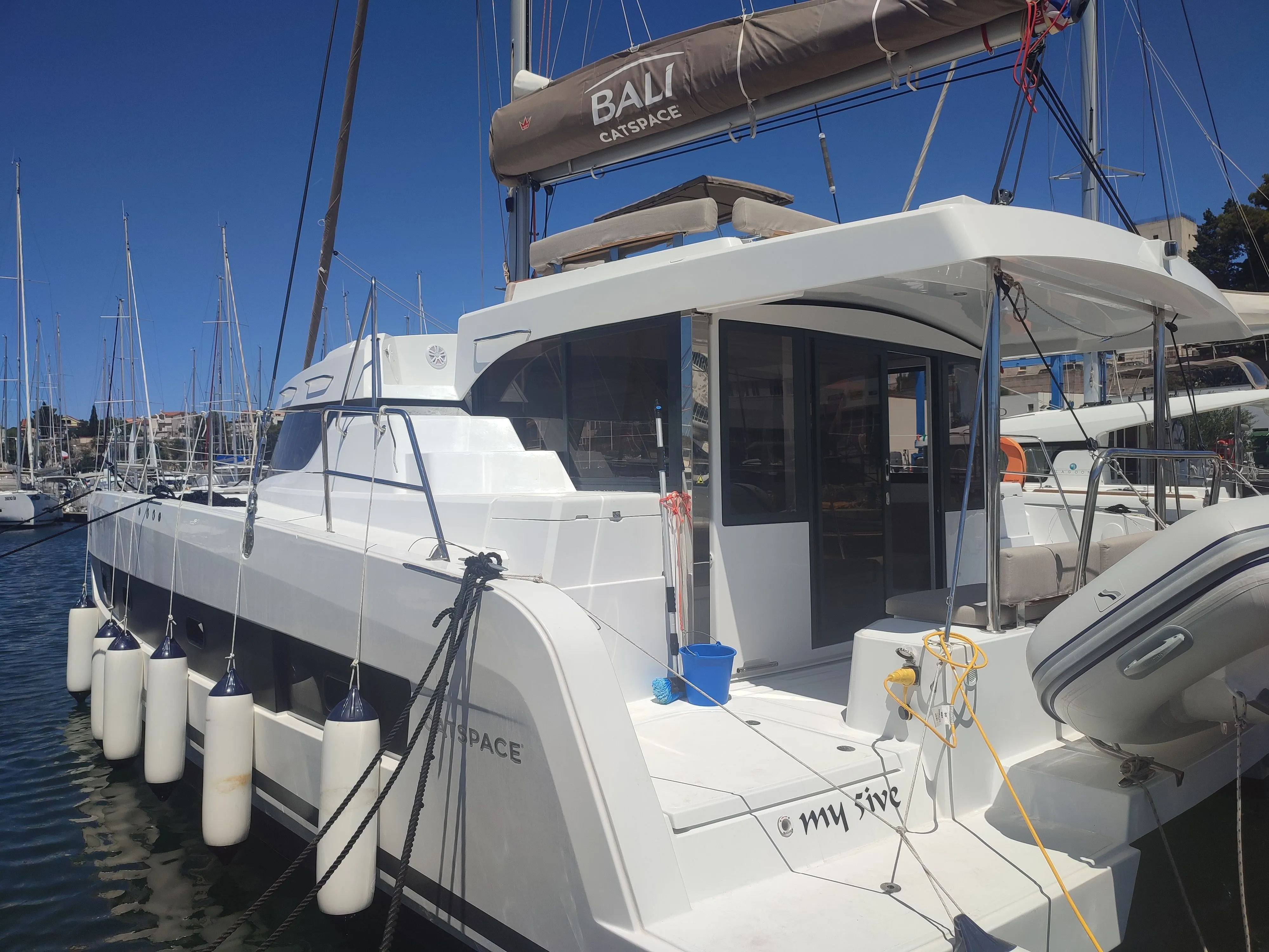 My5ive Charter Boat