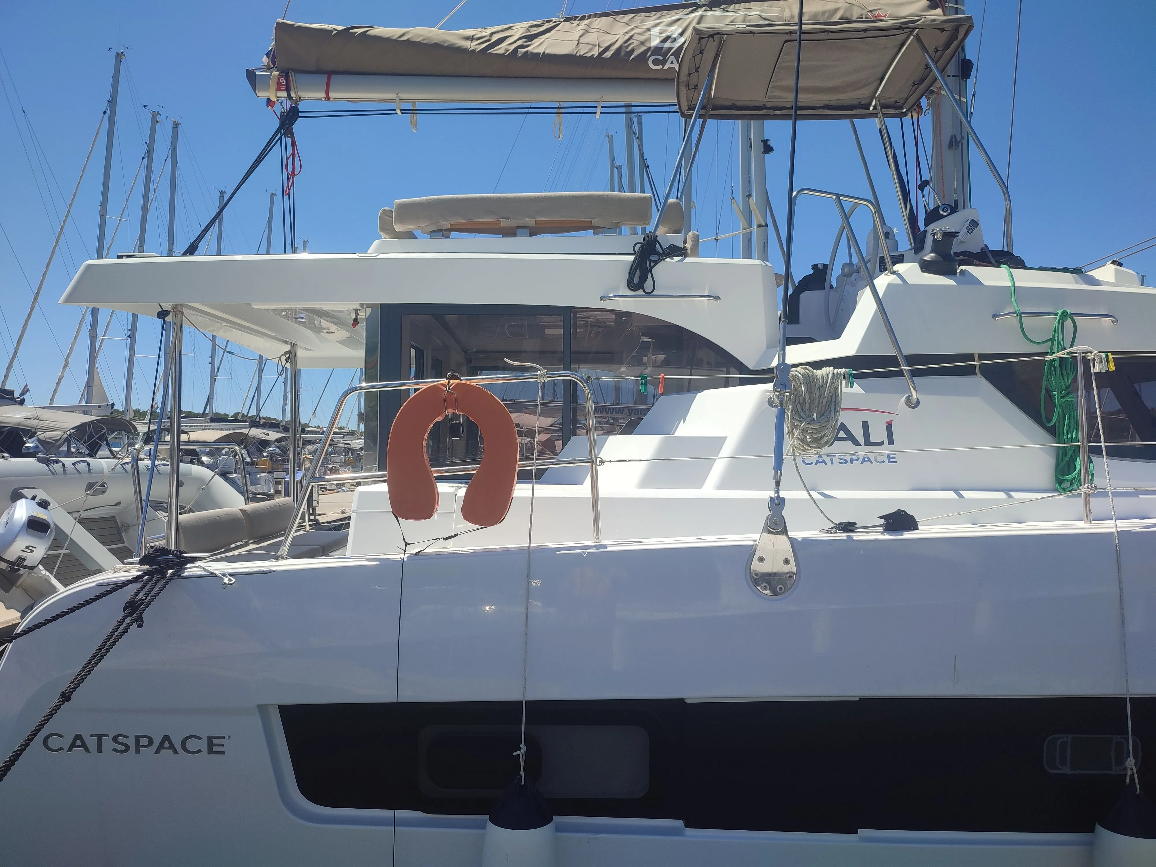 My5ive Charter Boat