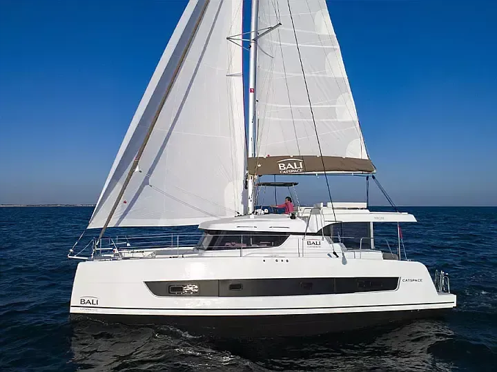 Charter a 12.05m Bali Catspace Catamaran in Nettuno