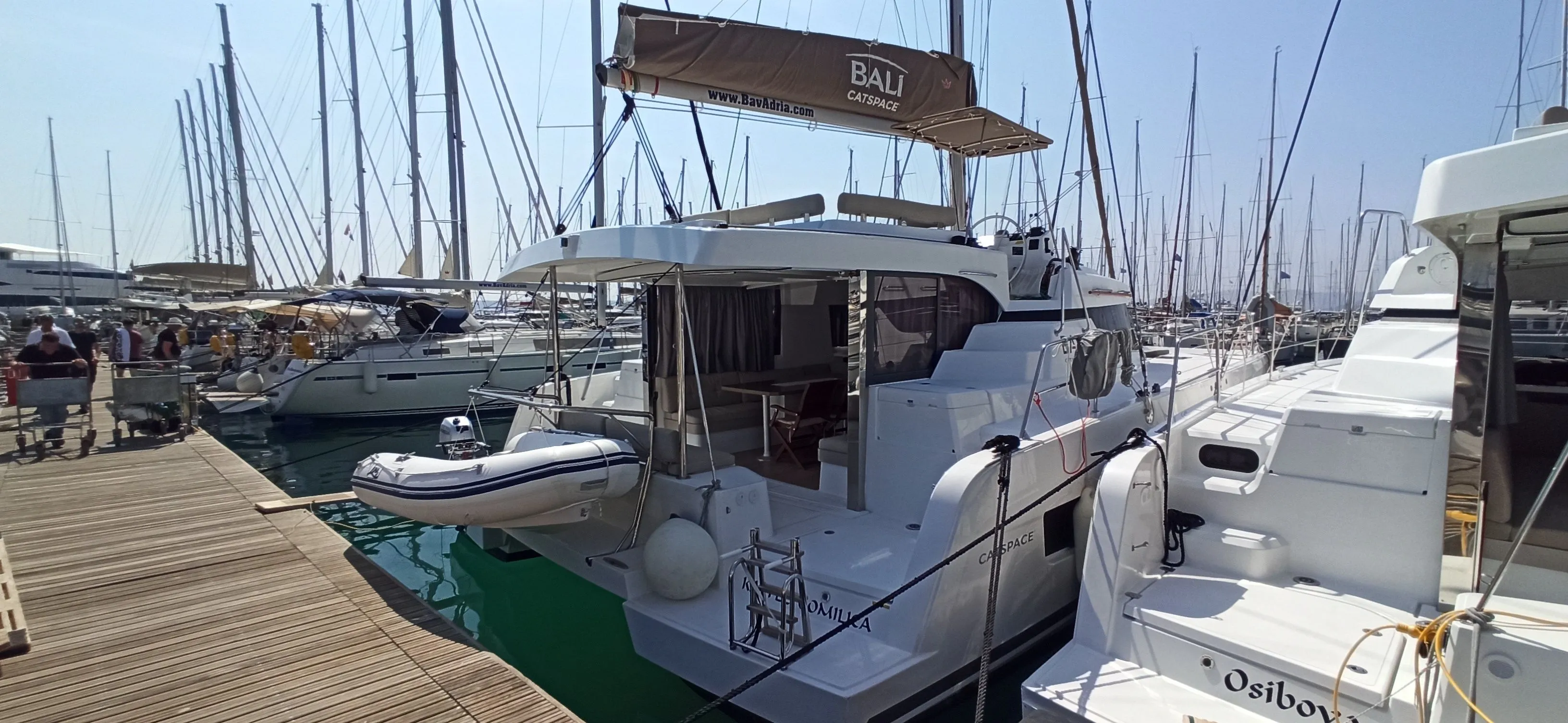 Explore Kastela on a 12.31m Rental Catamaran