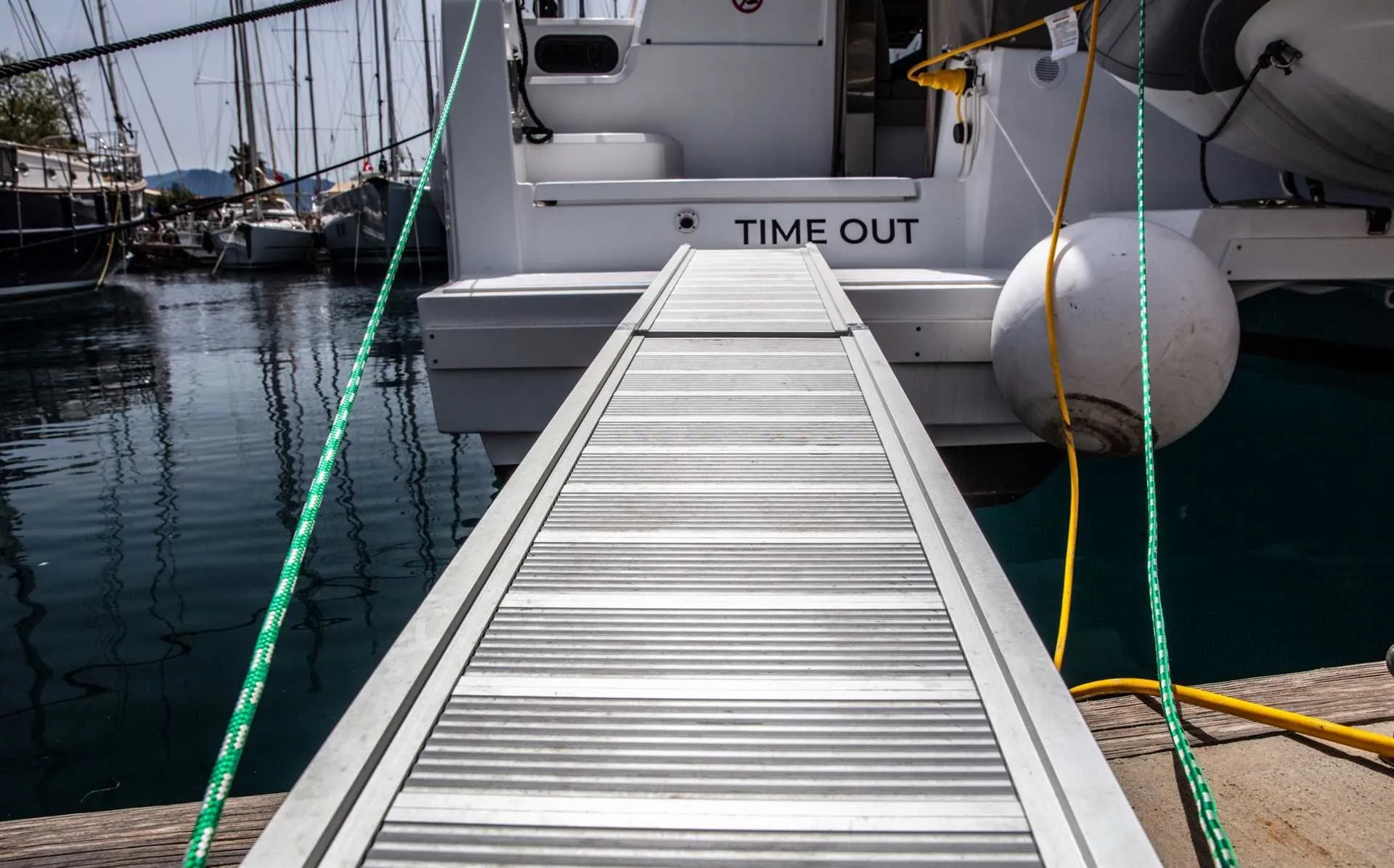 Чартер Time Out - 3