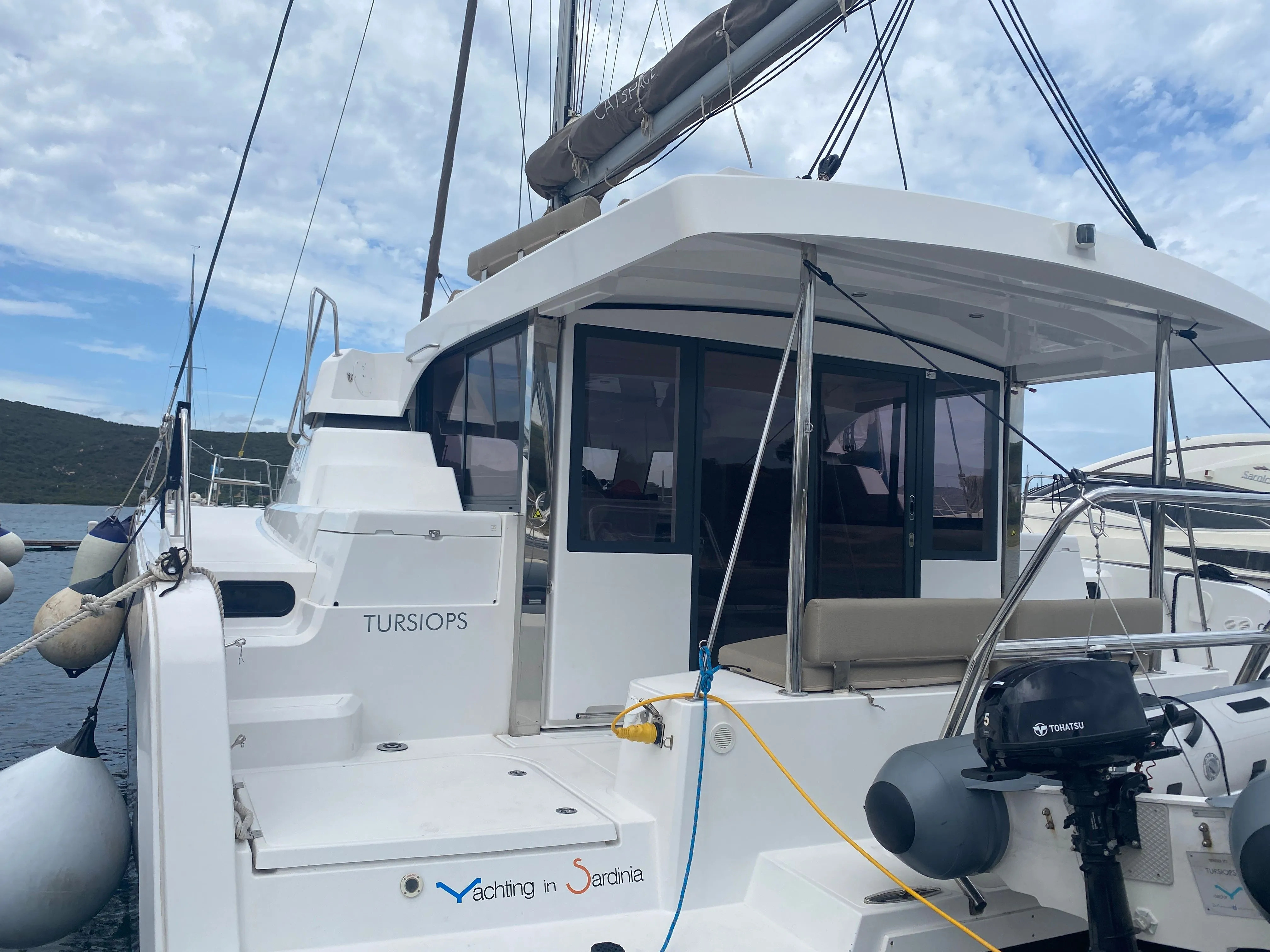 Tursiops Kiralık Teknesi - 4