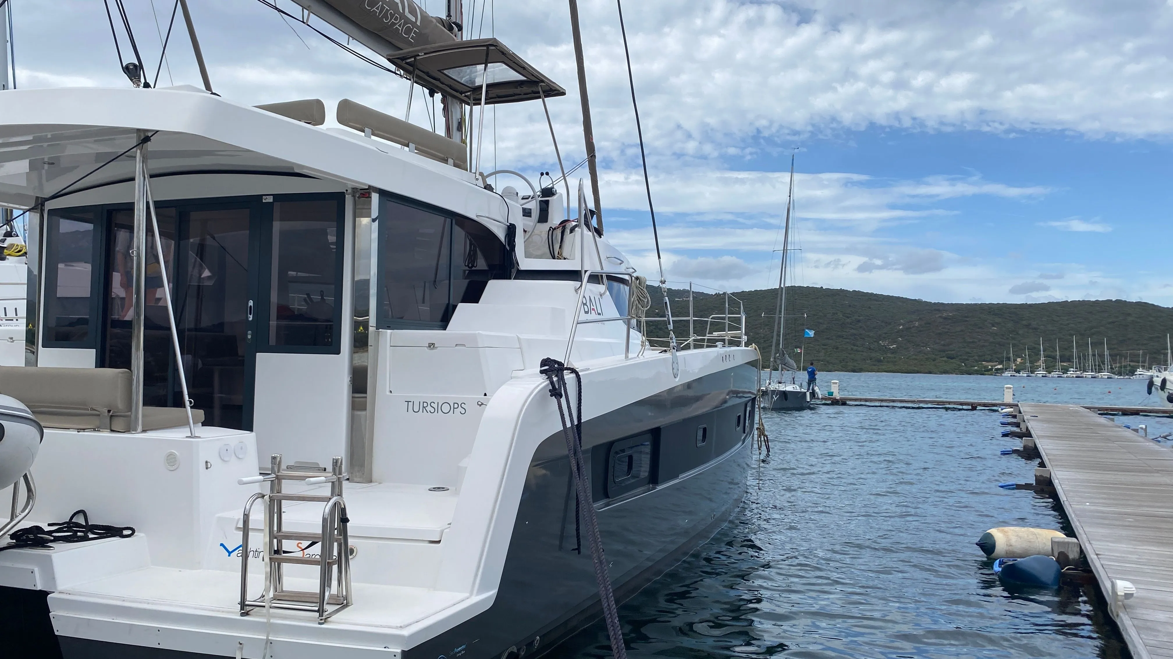 Tursiops Kiralık Teknesi - 5