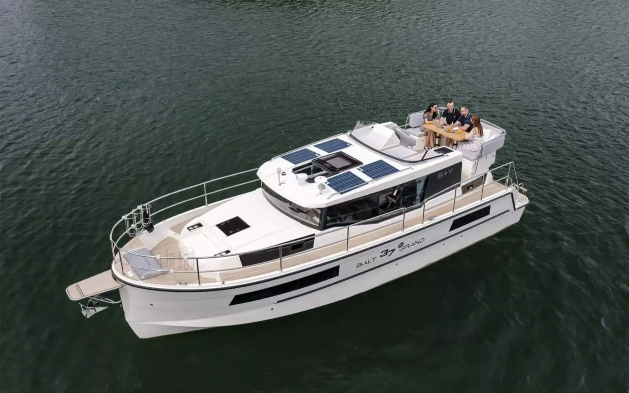 No Name Mietboot