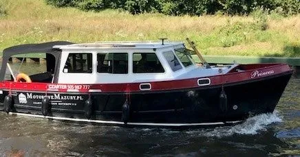 Charter a 9.5m Boat in Gizycko