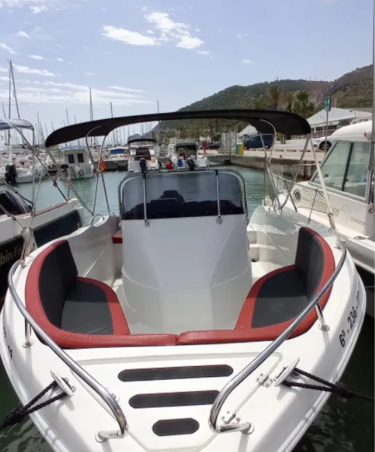 5.4m Castelldefels Motor Boat Hire
