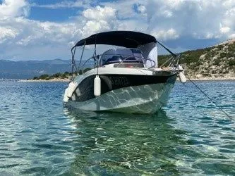No Name Charter Boat