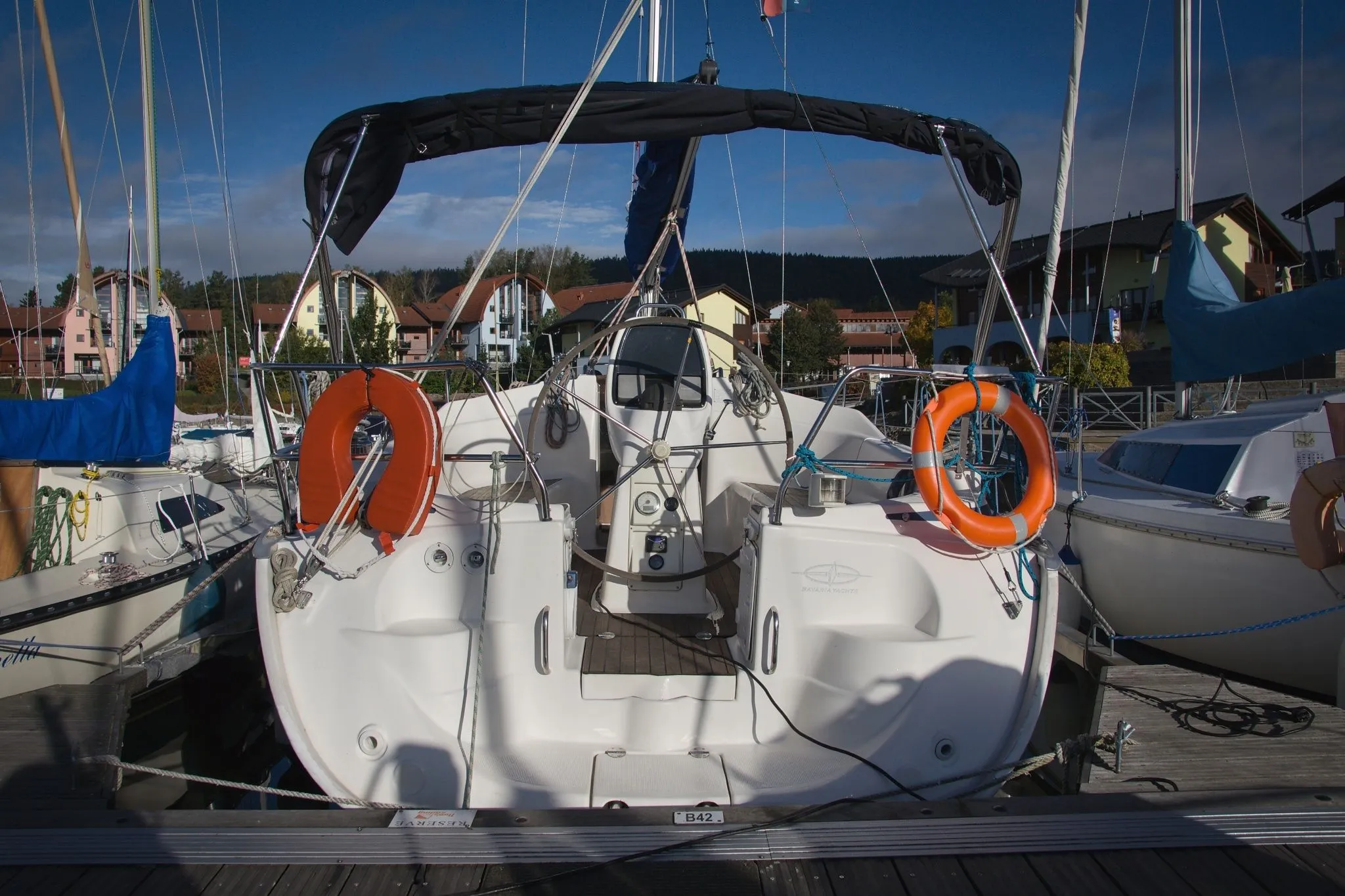 Cruiser Charter Boat