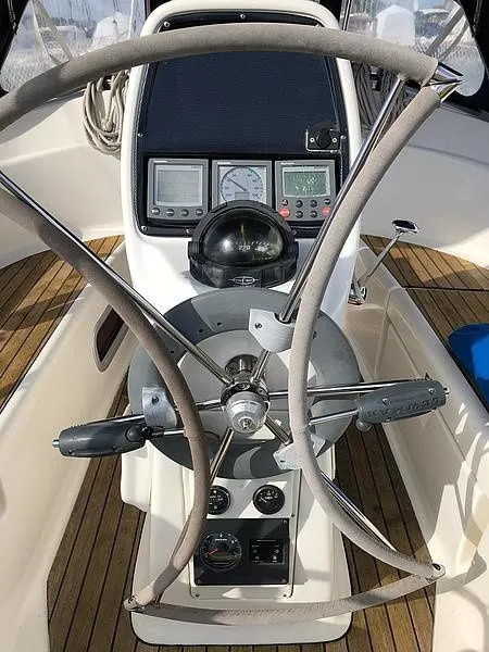 La Luna Charter Boat