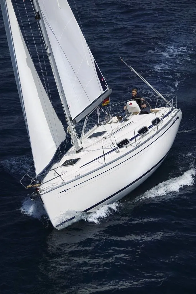 Charter a 9.45m Sailing Yacht in Breege