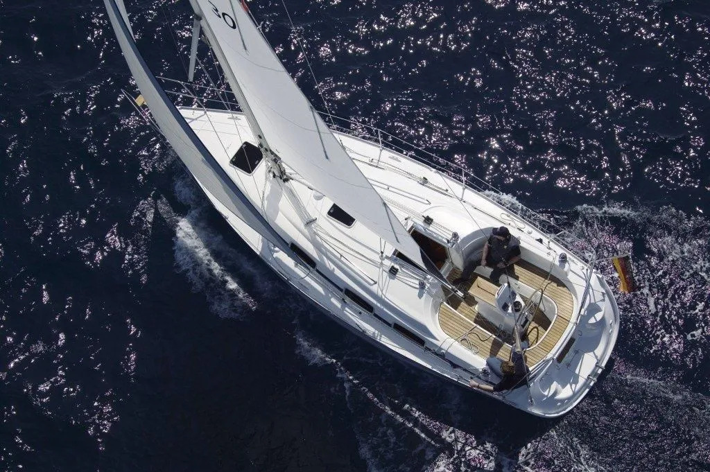 Charter a 9.45m Sailing Yacht in Breege