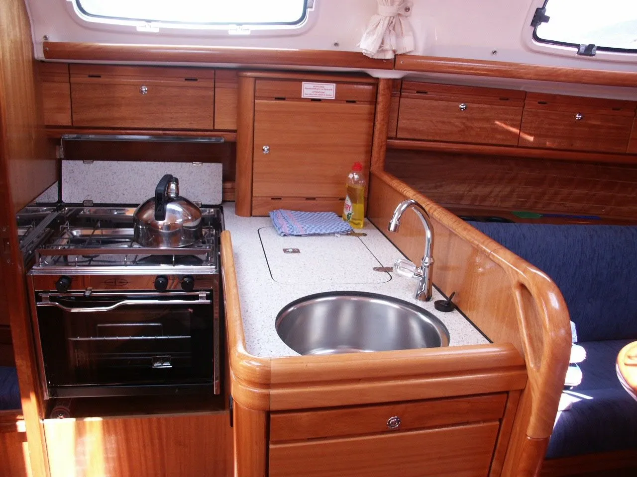 Xenia Mietboot - 4