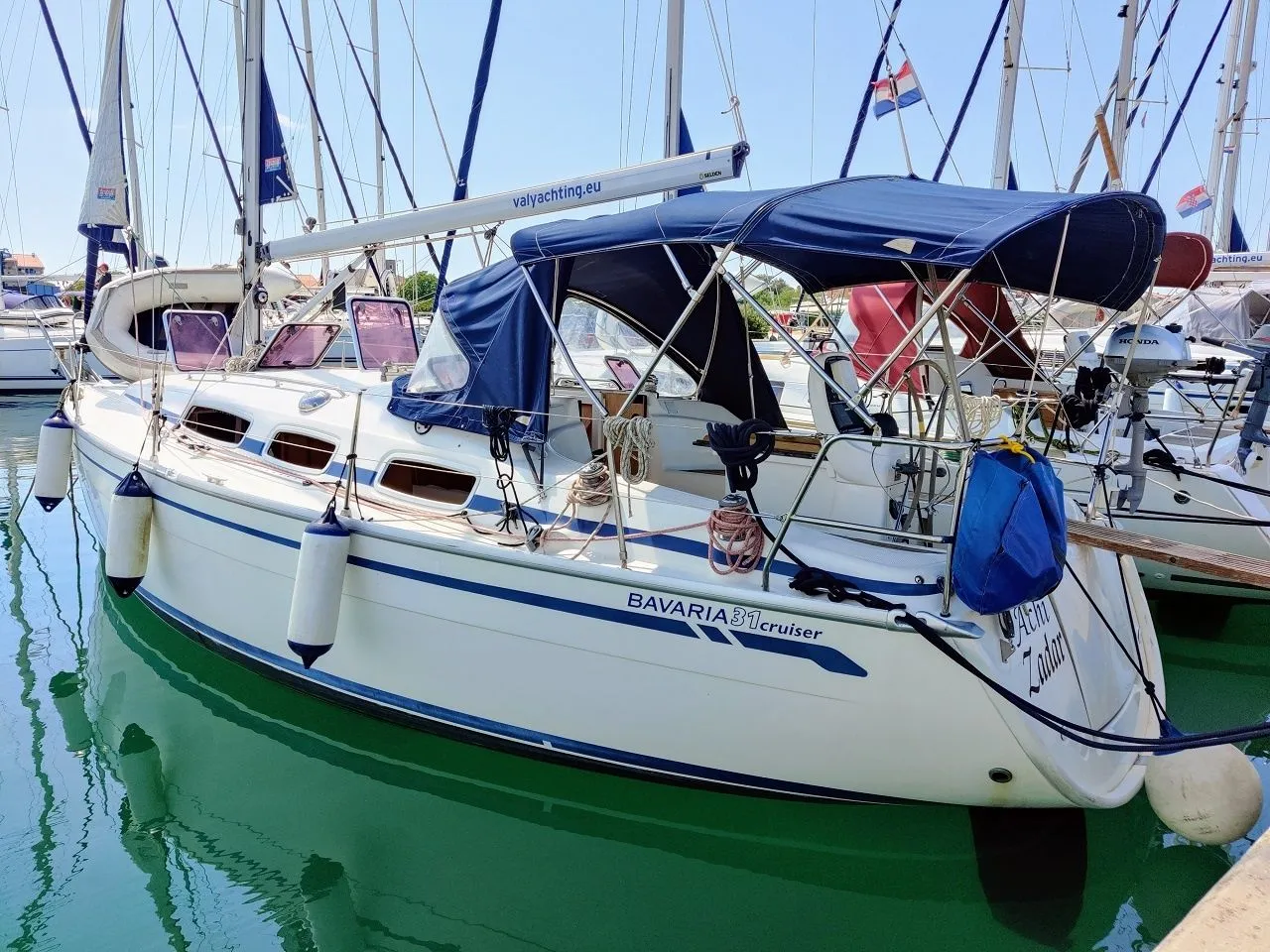 Achi Charter Boat