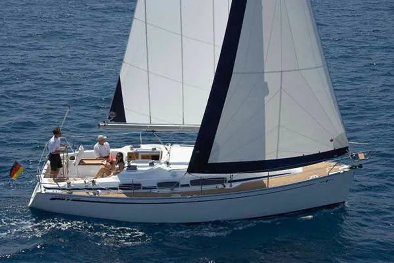 Explore Lauterbach on a 9.6m Rental Sailing Yacht