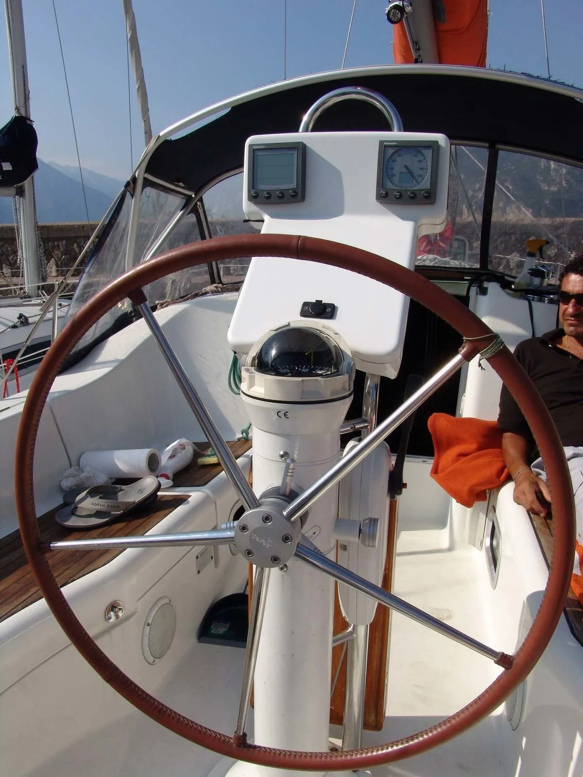 Nina Charterboot - 3