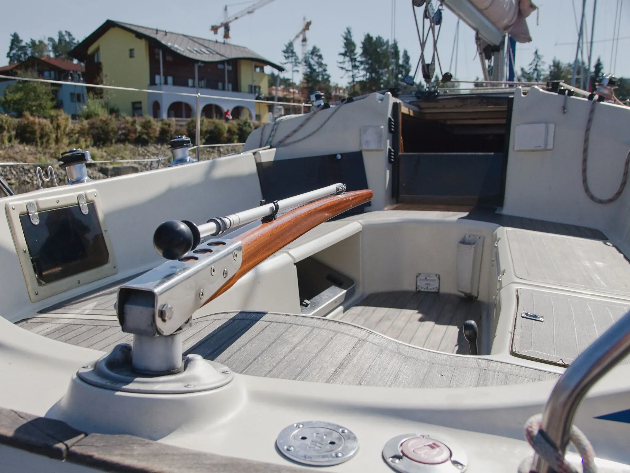 Charter a 9.54m Boat in Lipno nad Vltavou