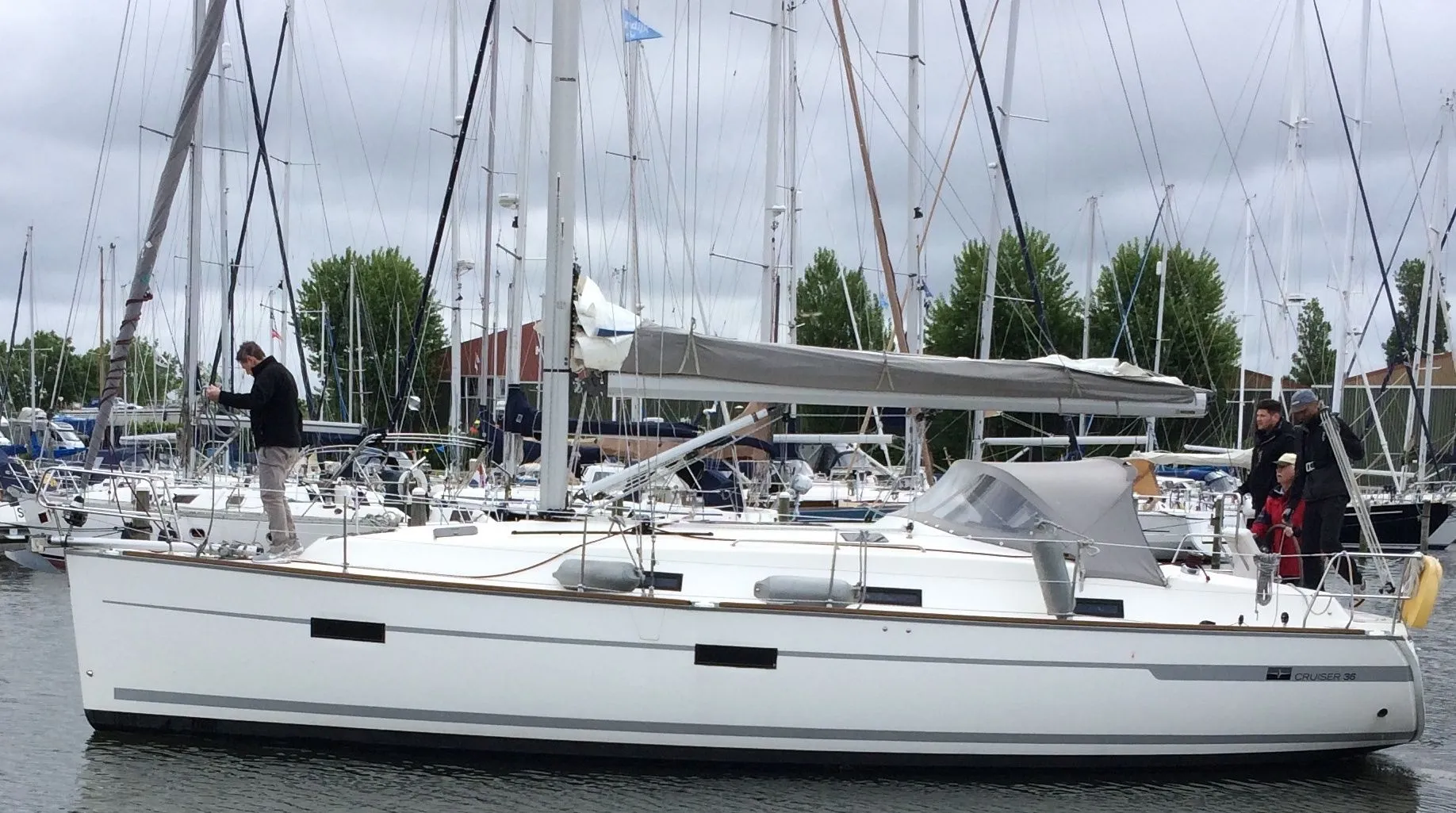 Explore Andijk on a 11.35m 3 Cabin Sailing Yacht Rental