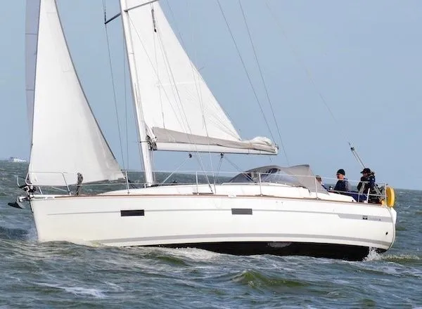 Explore Andijk on a 11.35m 3 Cabin Sailing Yacht Rental