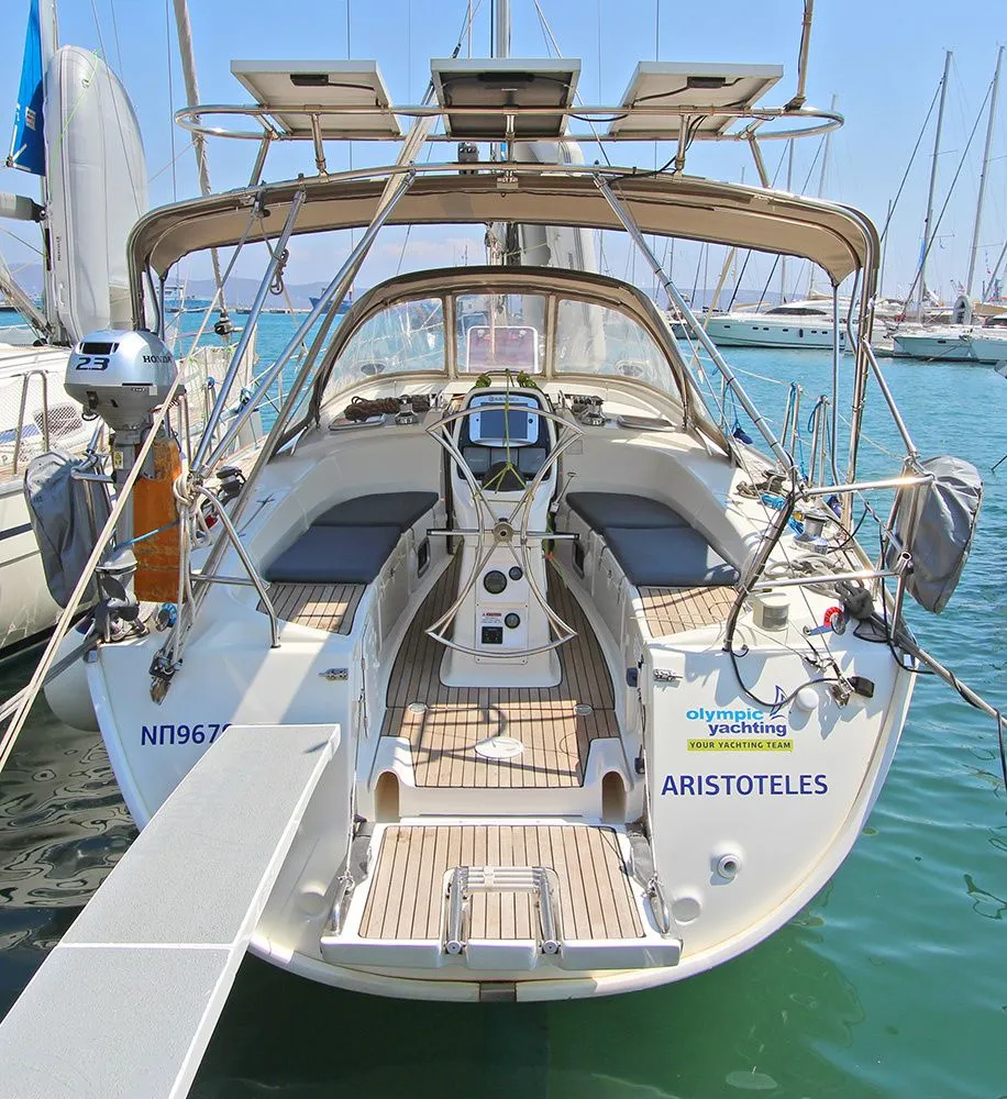 Explore Lavrion on a 11.72m Rental Bavaria 38 Cruiser
