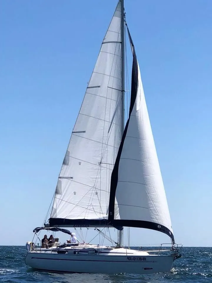 11.98m Limanu Sailing Yacht Bavaria 38 Cruiser Hire