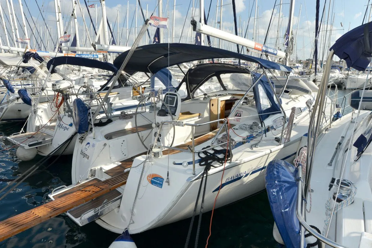 Enigma Mietboot - 4