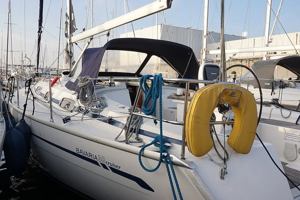 Rent a 11.72m Boat in Lemmer
