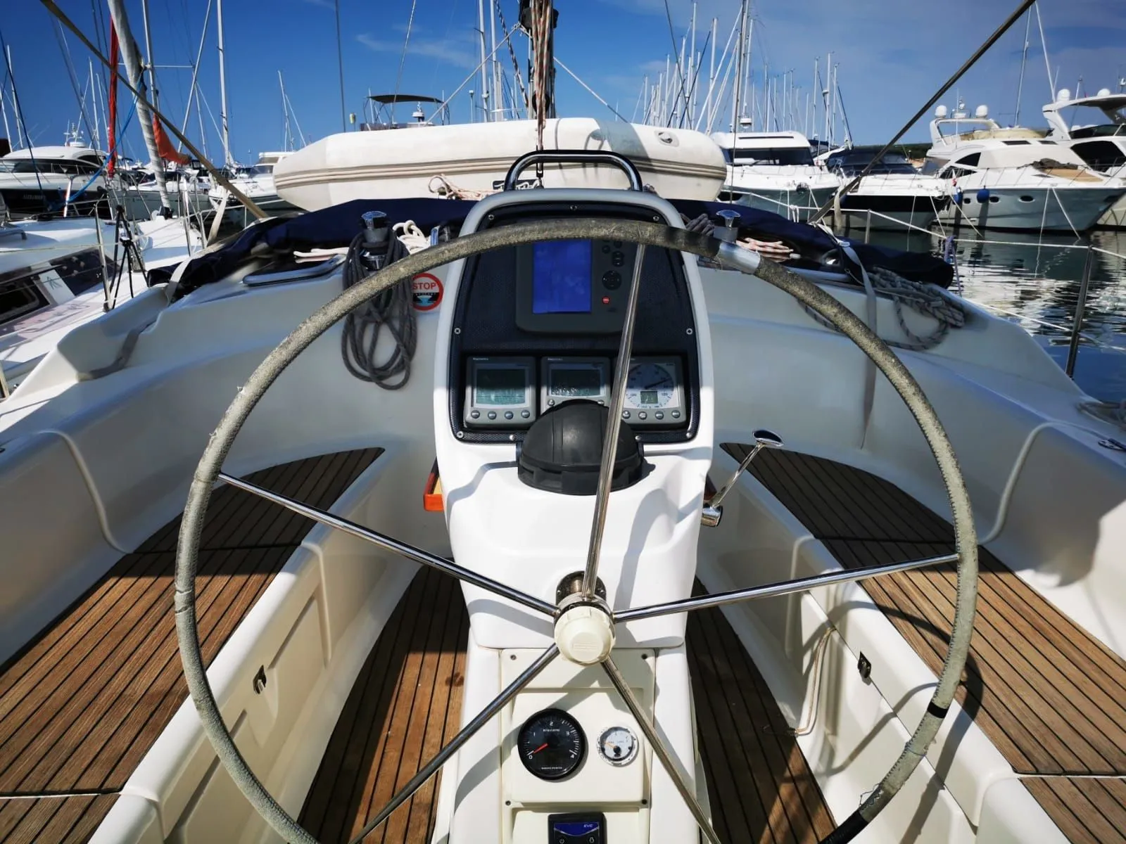 Cadargo Charter Boat - 4