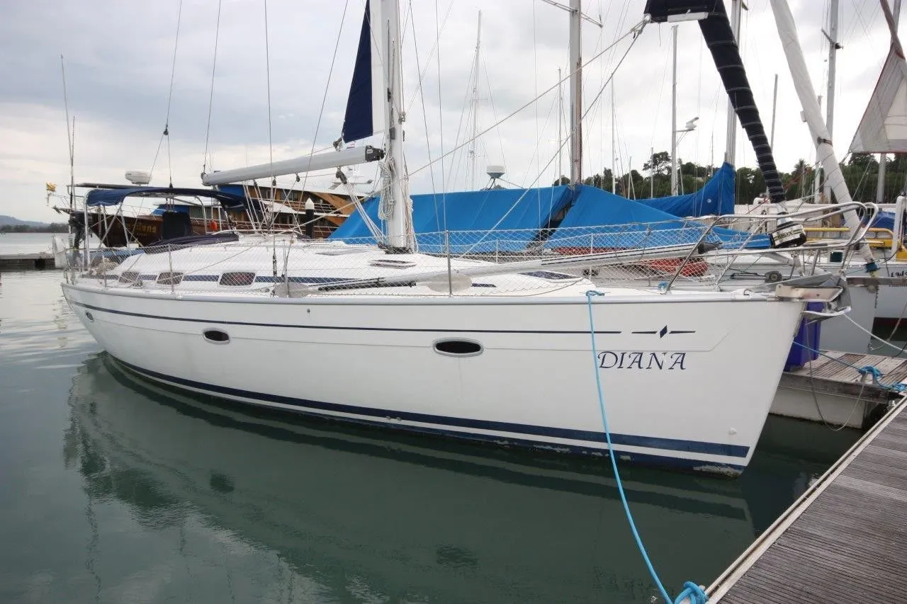 12.14m Chang Wat Phuket 3 Cabin Sailing Yacht Hire