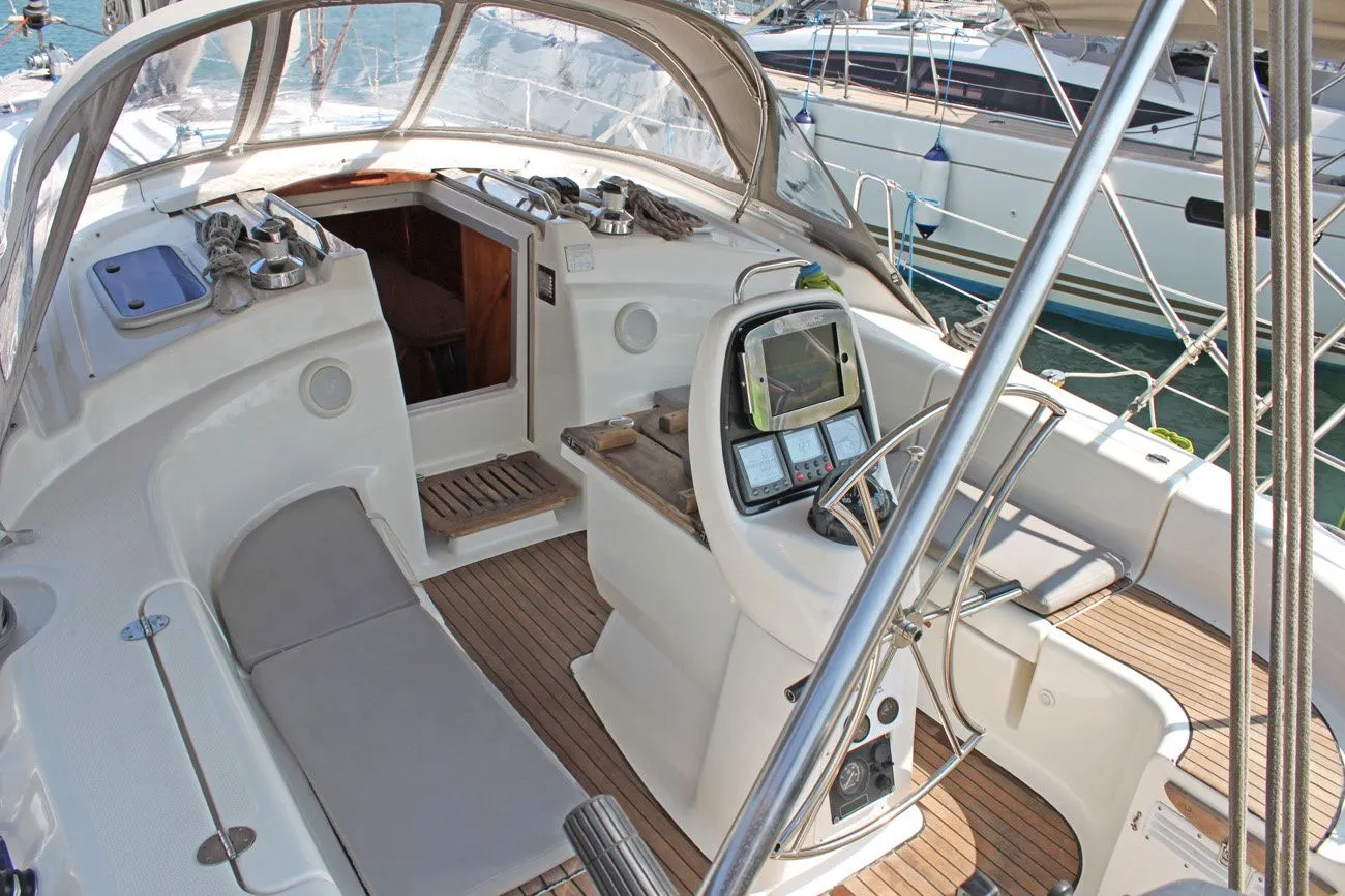 Ira Mietboot - 5