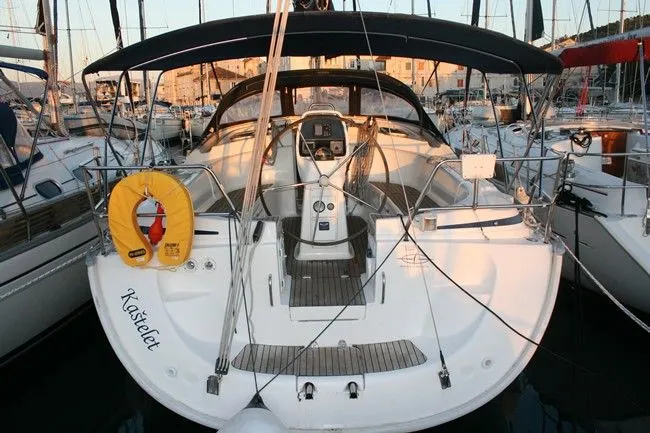 Boot - Explore Skradin on a 11.88m Rental Sailing Yacht