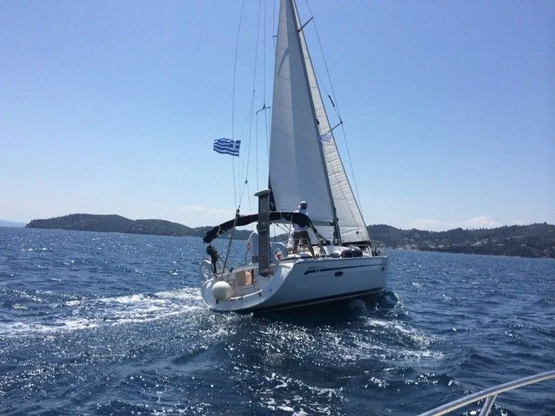 Лодка - Взять в чартер 12.14м Bavaria 39 Cruiser парусная яхта в Скиатос