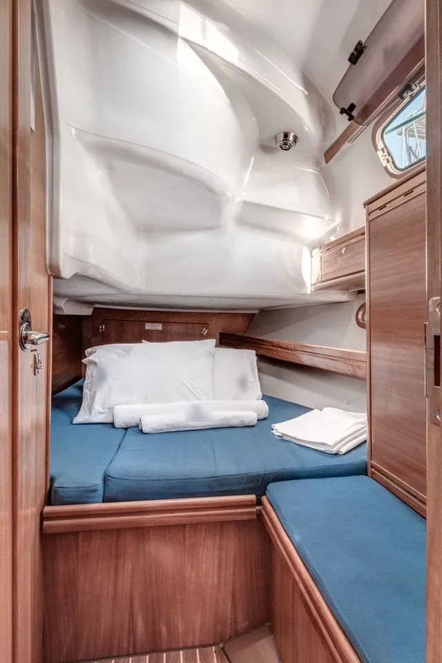 Zephyros Charter Boat