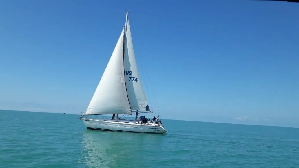 Charter a 12.99m Bavaria 42 Cruiser in Sochi