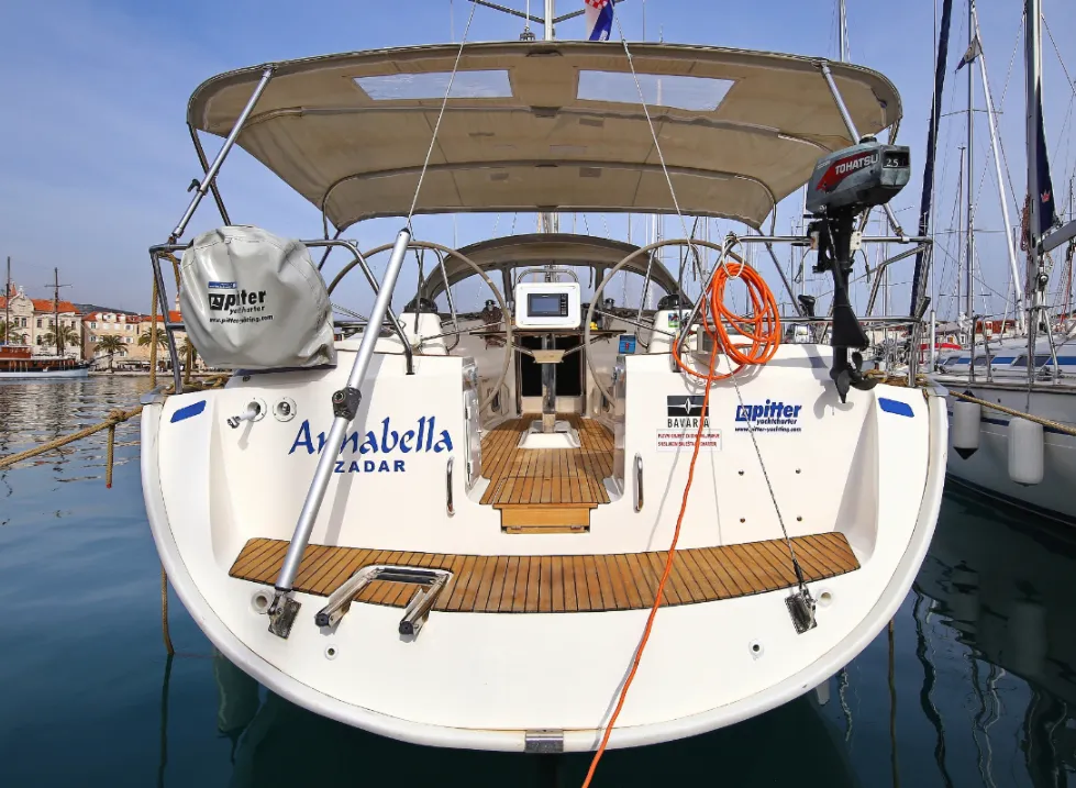 13.1m Jezera Boat Hire