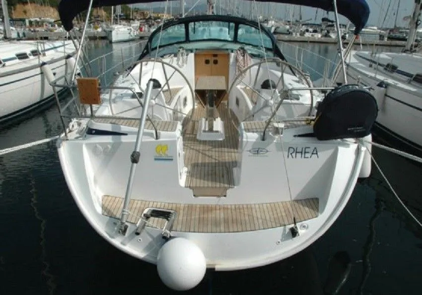 Charter a 12.95m Bavaria 43 Cruiser in Porto Rotondo
