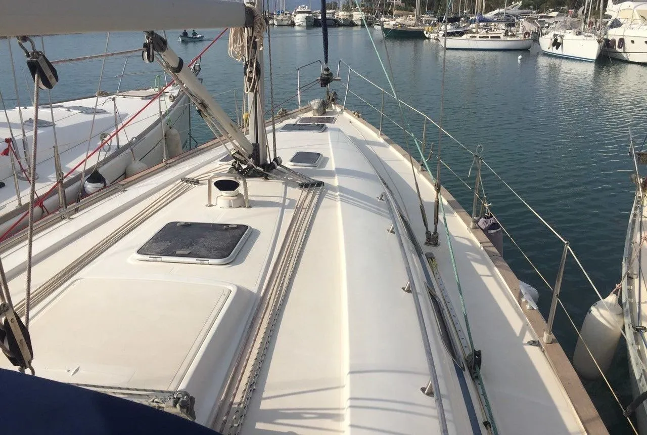 Giannis Mietboot - 5