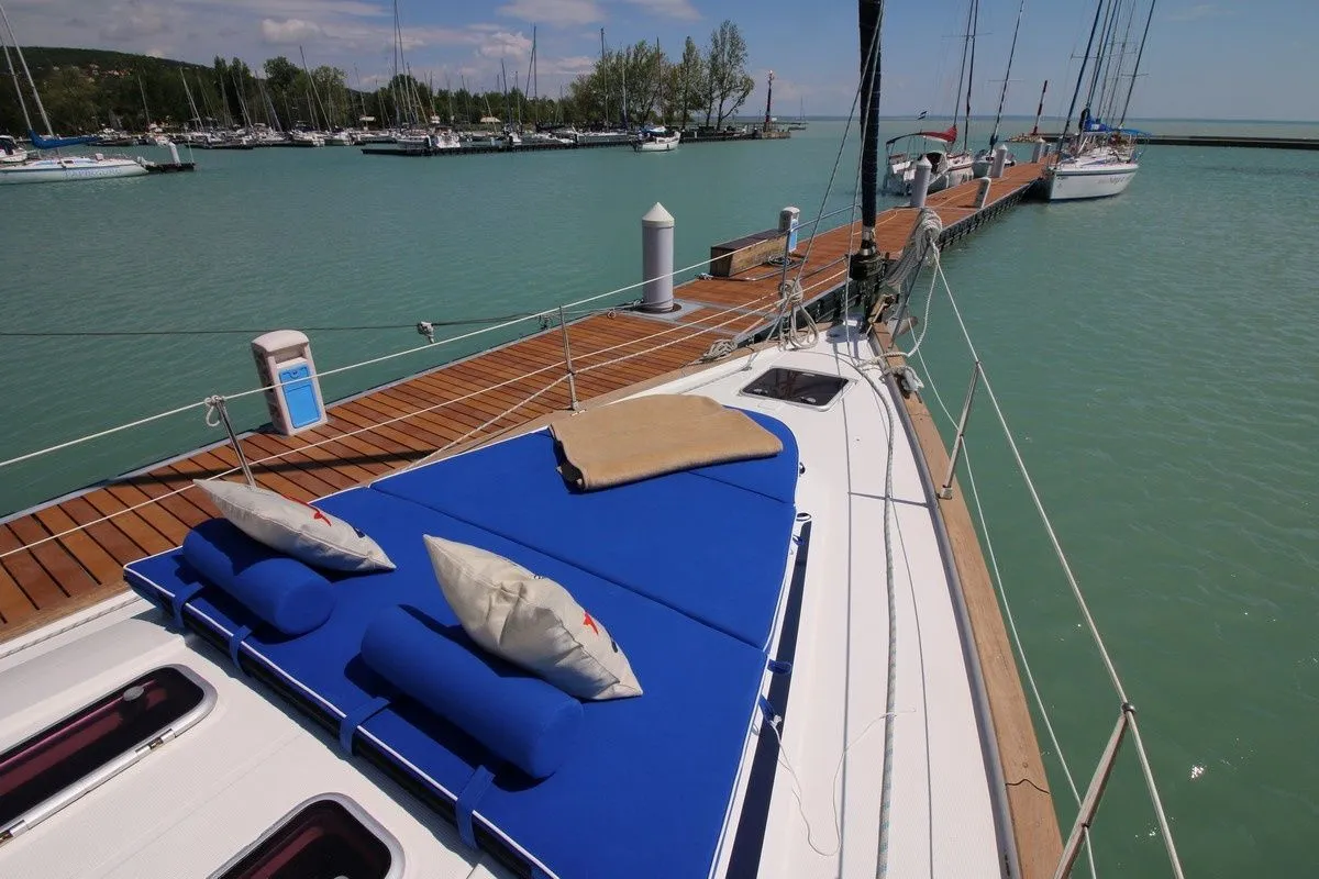 Nabu Charter Boat