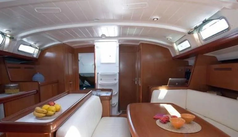 Orion 6 Charterboot - 4