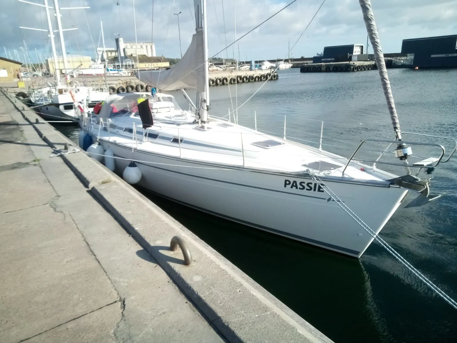 Passie Charter Boat