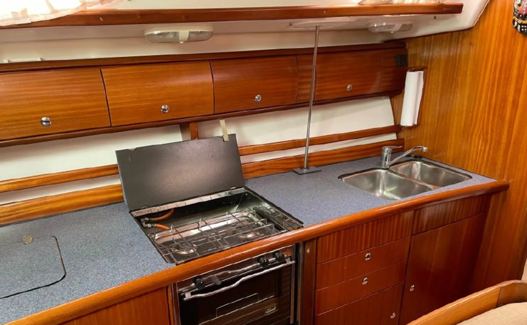 Samanta Charterboot - 4