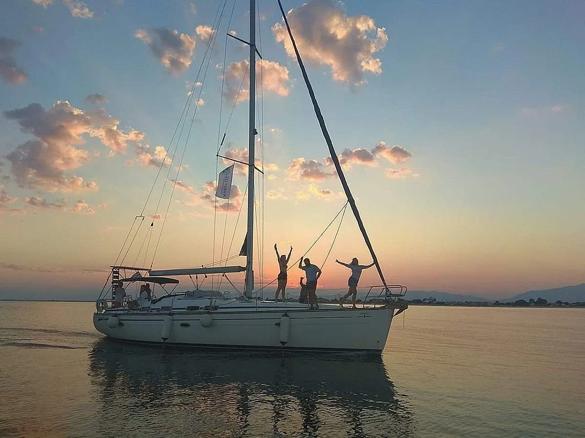 Rent a 14.15m Sailing Yacht Bavaria 46 in Limenas Avdiron