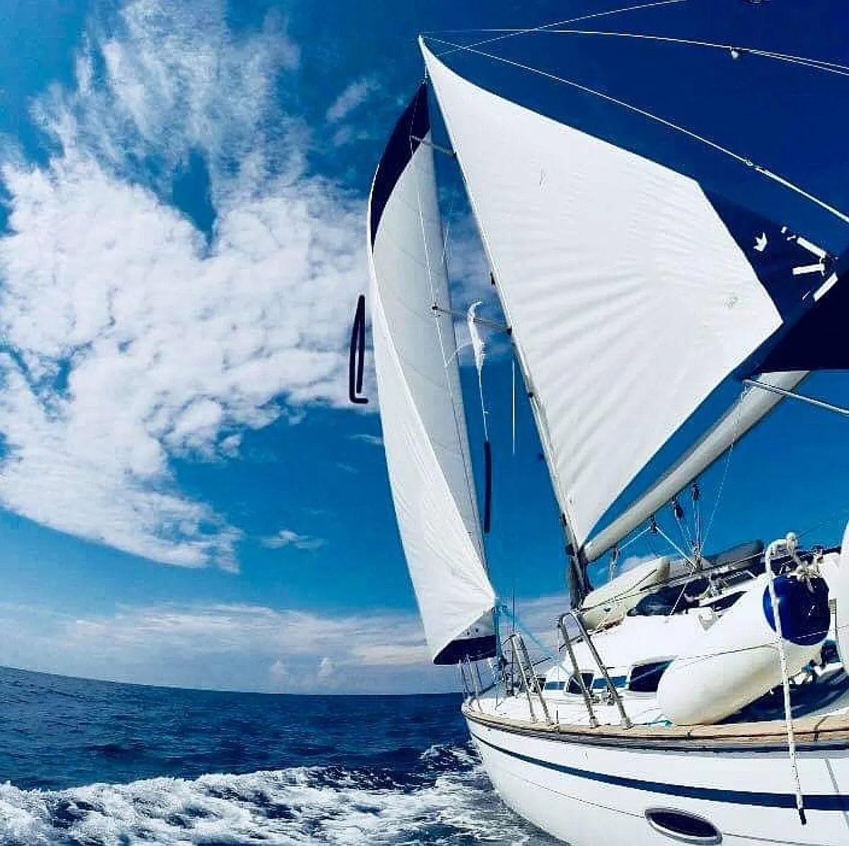 Rent a 14.15m Sailing Yacht Bavaria 46 in Limenas Avdiron