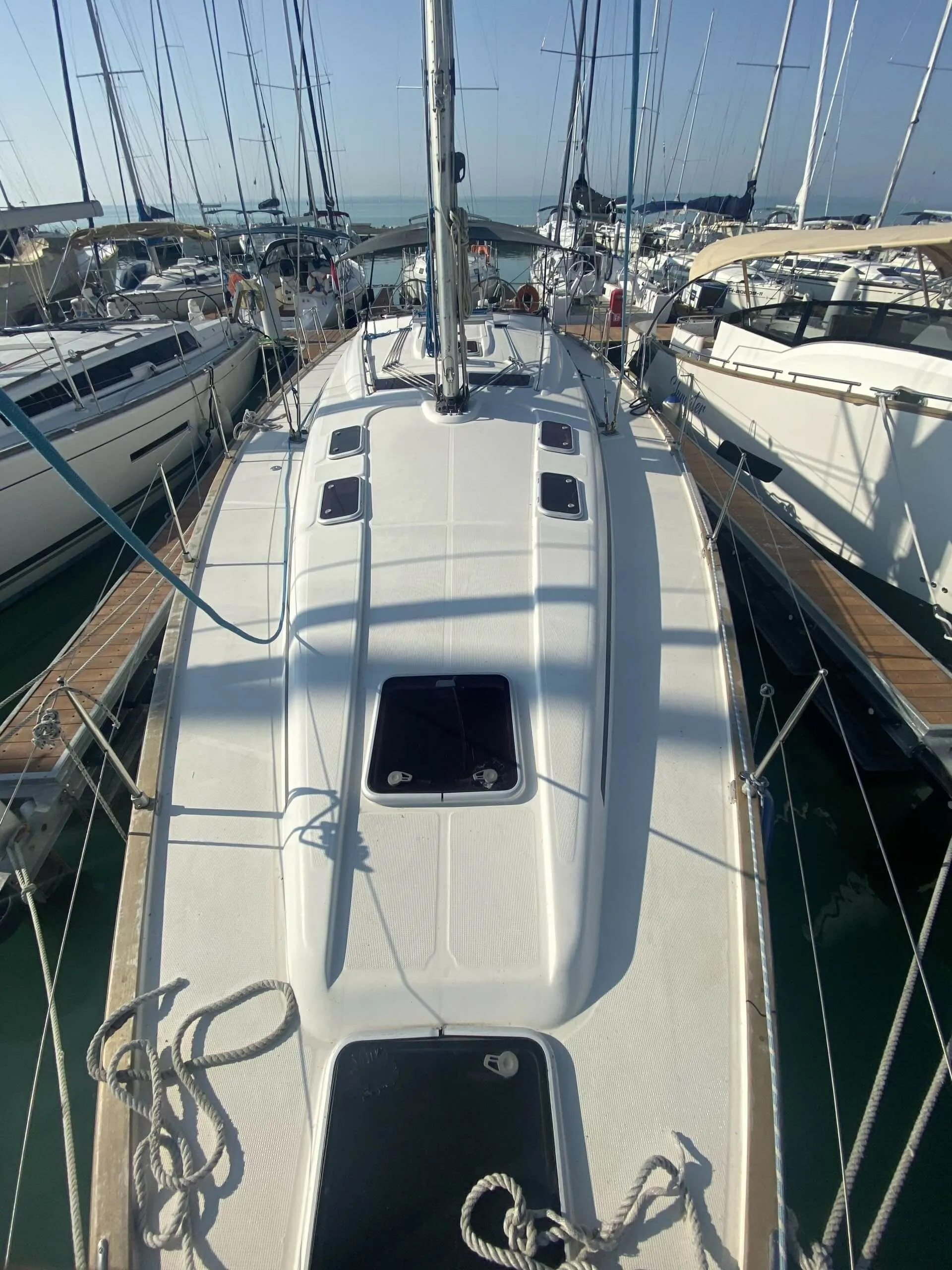 Charter a 14.27m Boat in Alsoors