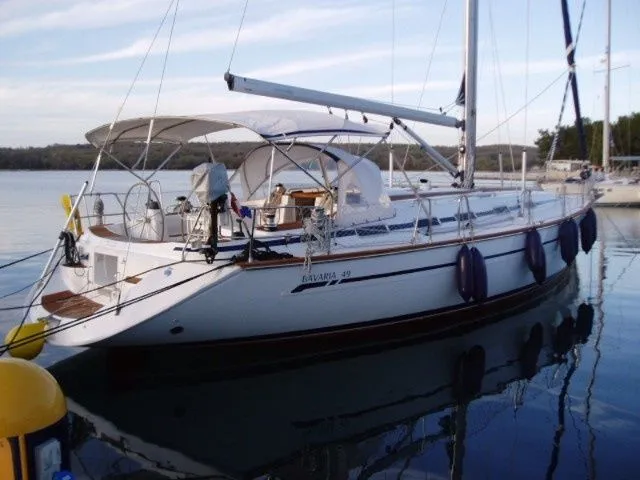 Charter a 15.4m Sailing Yacht Bavaria 49 in Funtana