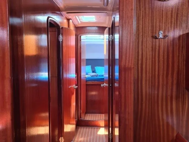 Claudia Charterboot - 5