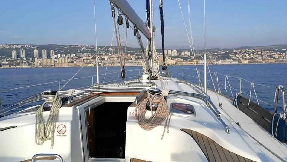 Kigo Charter Boat