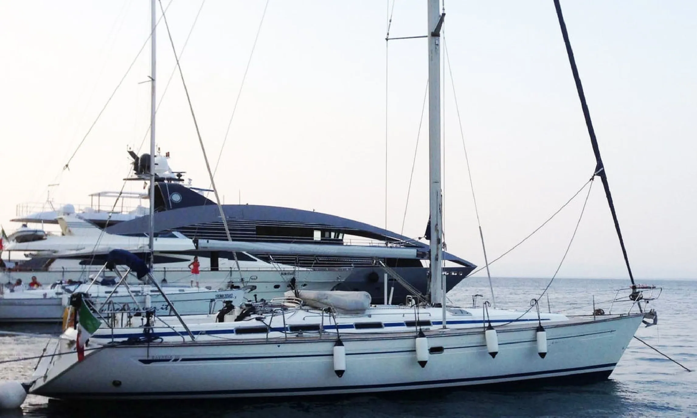 14.95m La Spezia Sailing Yacht Bavaria 50 Hire